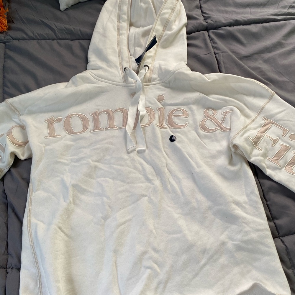Brand new, never worn Abercrombie jacket